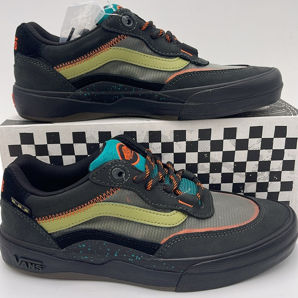 Vans WMNS Wayvee Outdoor Unexplored Sneakers
Outdoor Unexplored
VN0A5JIABKP